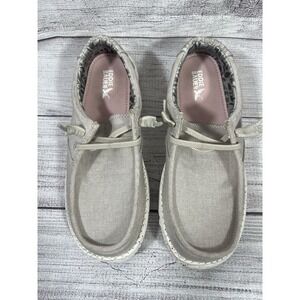 Eddie Bauer Surrey Slip On Shoes Womens Size 7M Beige Casual Comfort